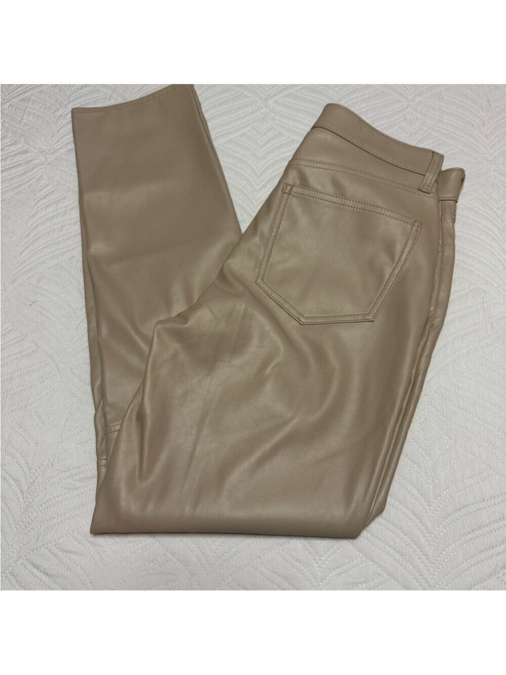 GAP Vintage Women’s Tan Faux Leather Pants. Size 6/28R - Picture 3 of 7